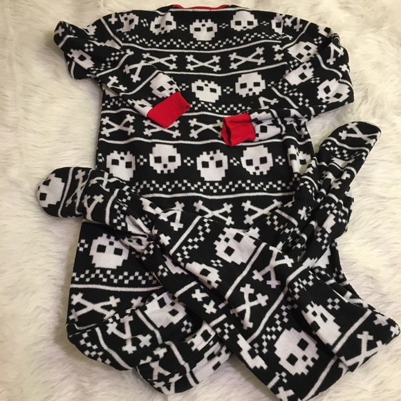 [Komar Kids] Skull and Crossbones Footed PJ - Picture 4 of 8